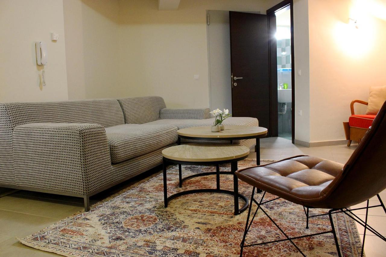 Homel Oasis Central Maisonette 3Bd Garden Patio Калампака Екстериор снимка