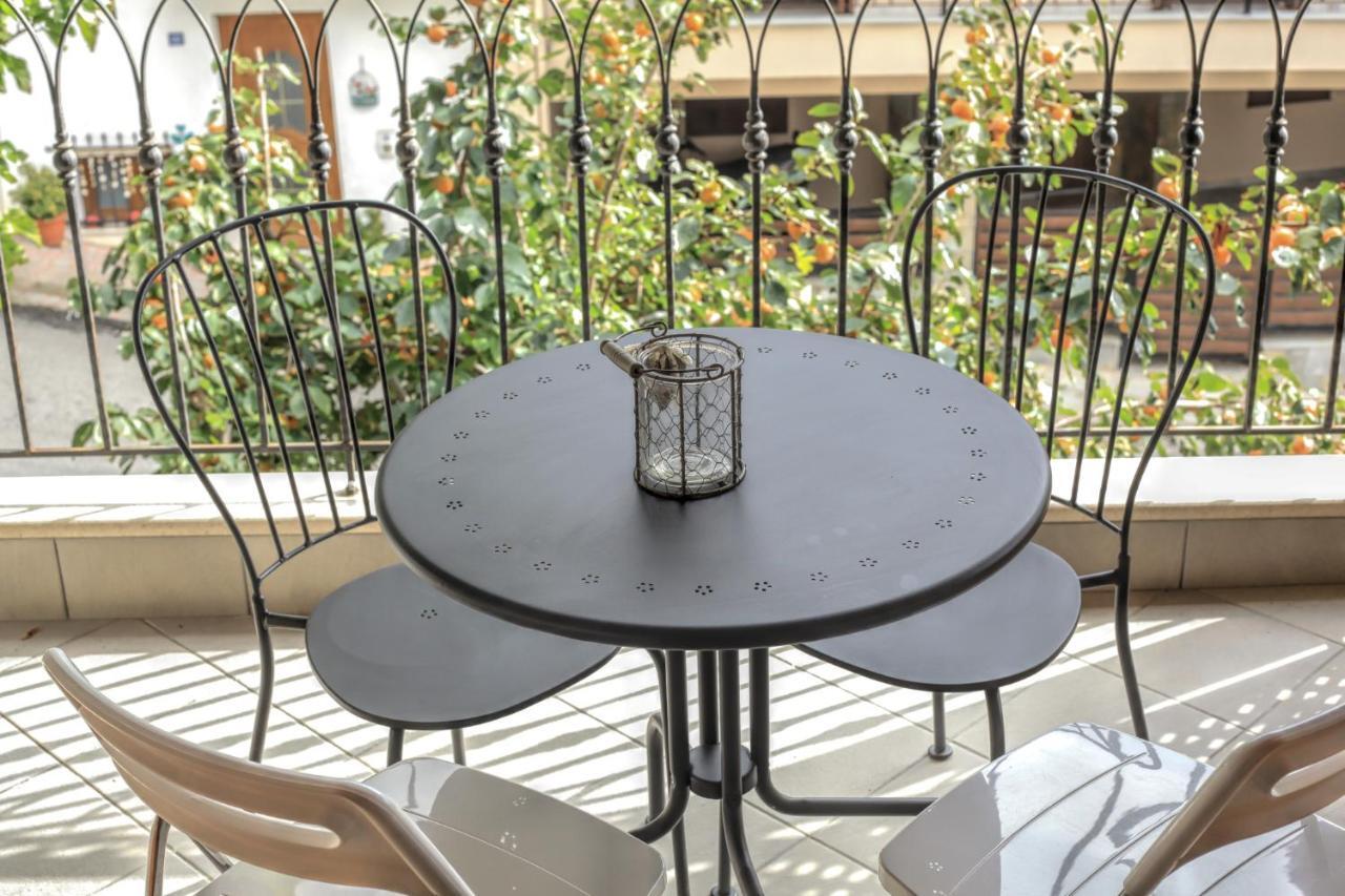 Homel Oasis Central Maisonette 3Bd Garden Patio Калампака Екстериор снимка